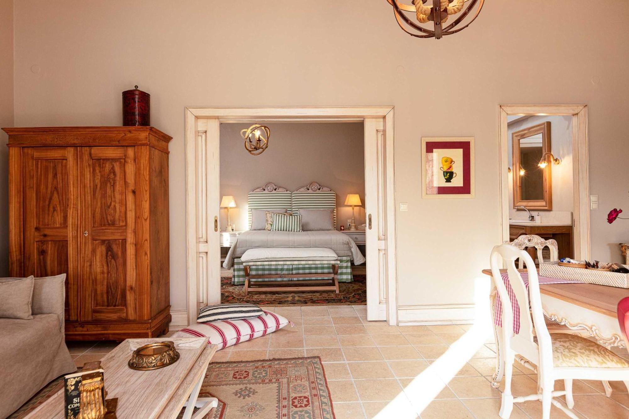 Villa Mantilari Wine Estate 7 Apartments 2 Private Pools 1 Heated Tennis Court Fitness Center Archanes Værelse billede